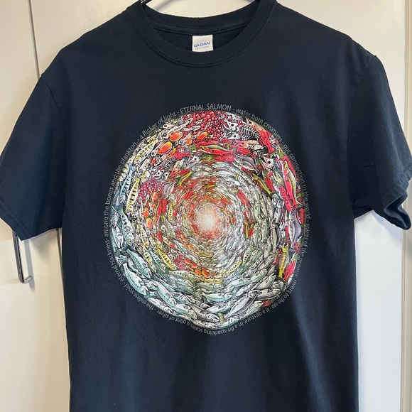 Salmon print shirt, medium, black shirt. Preowned great condition. Fishing - Picture 2 of 5